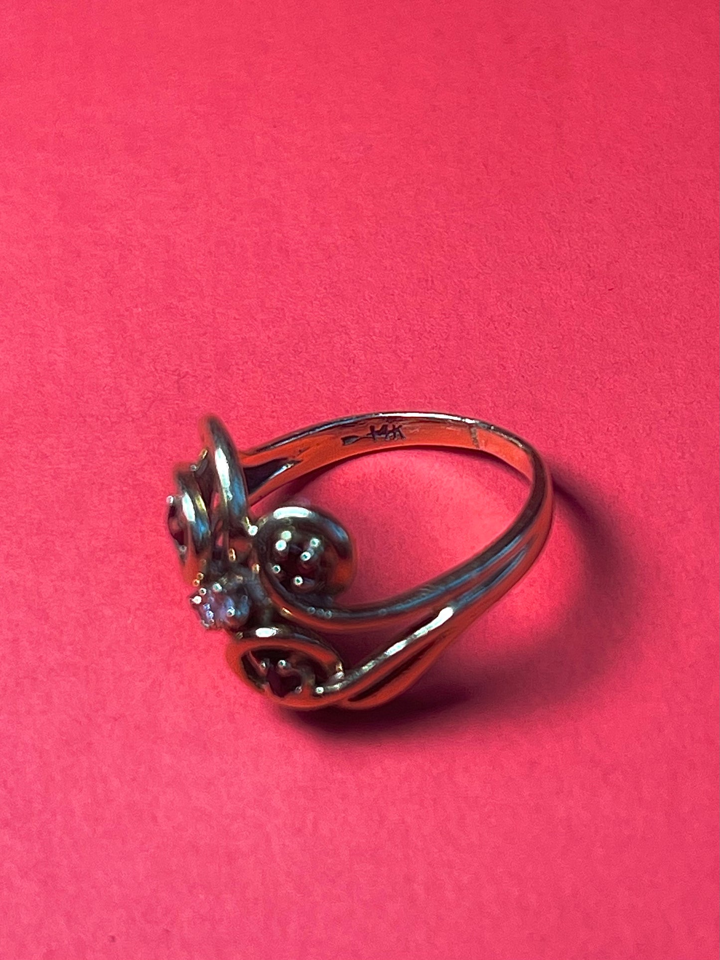 Vintage 14K Yellow Gold Garnet & Diamond Cocktail Ring