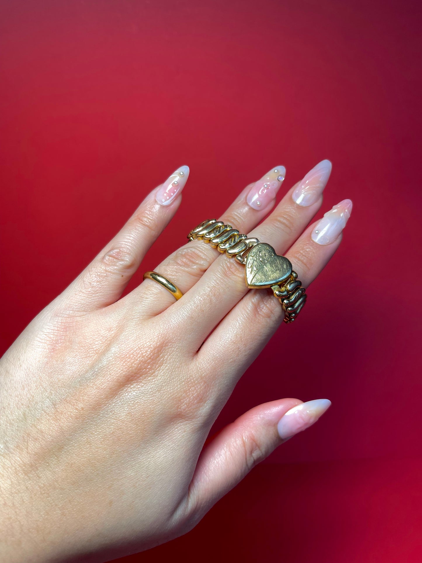 Vintage Sweetheart Bracelet, La Mode Brand with Gold Filled Expansion