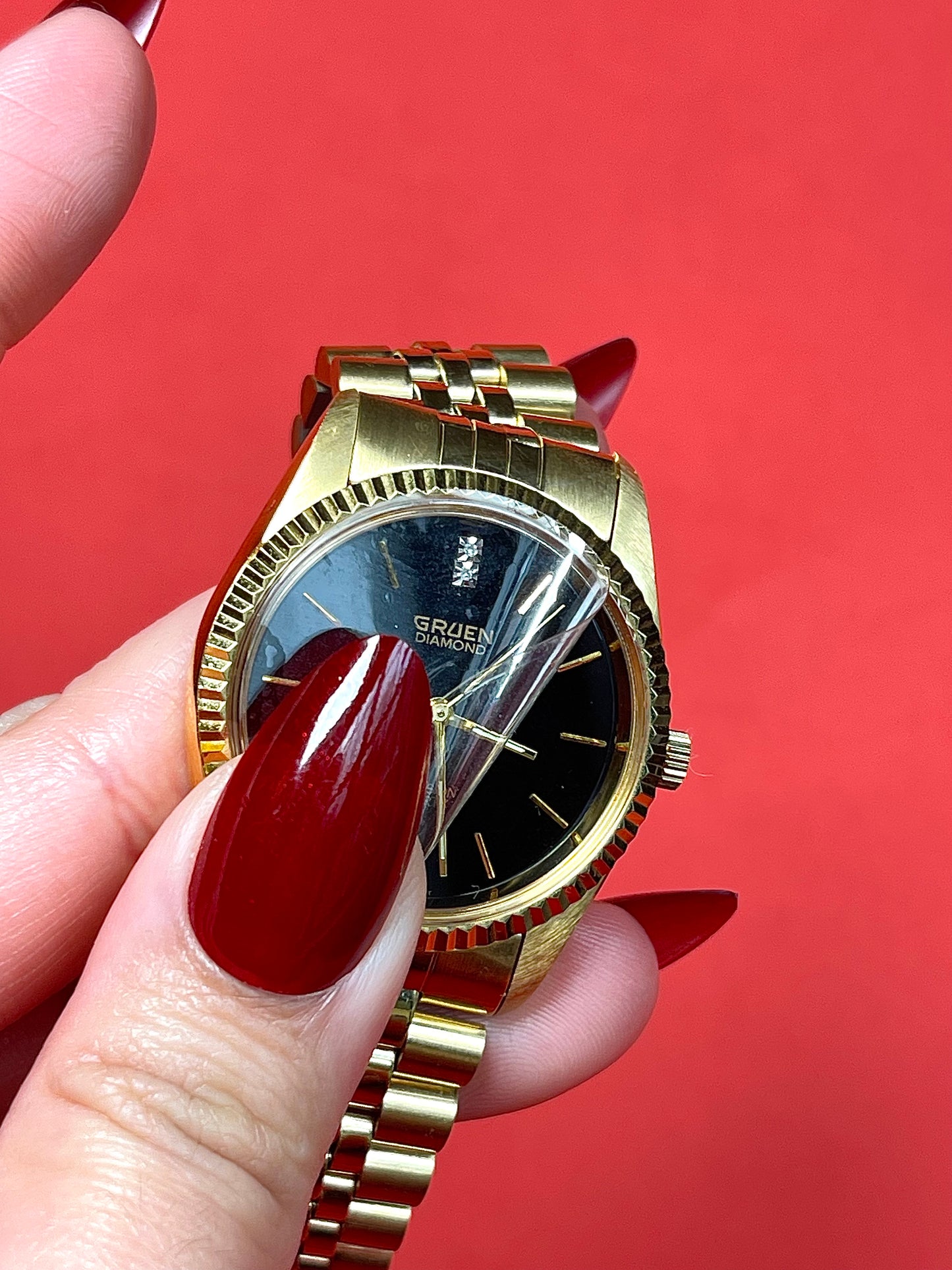Vintage Gruen Quartz Presidential Diamond Men's Watch