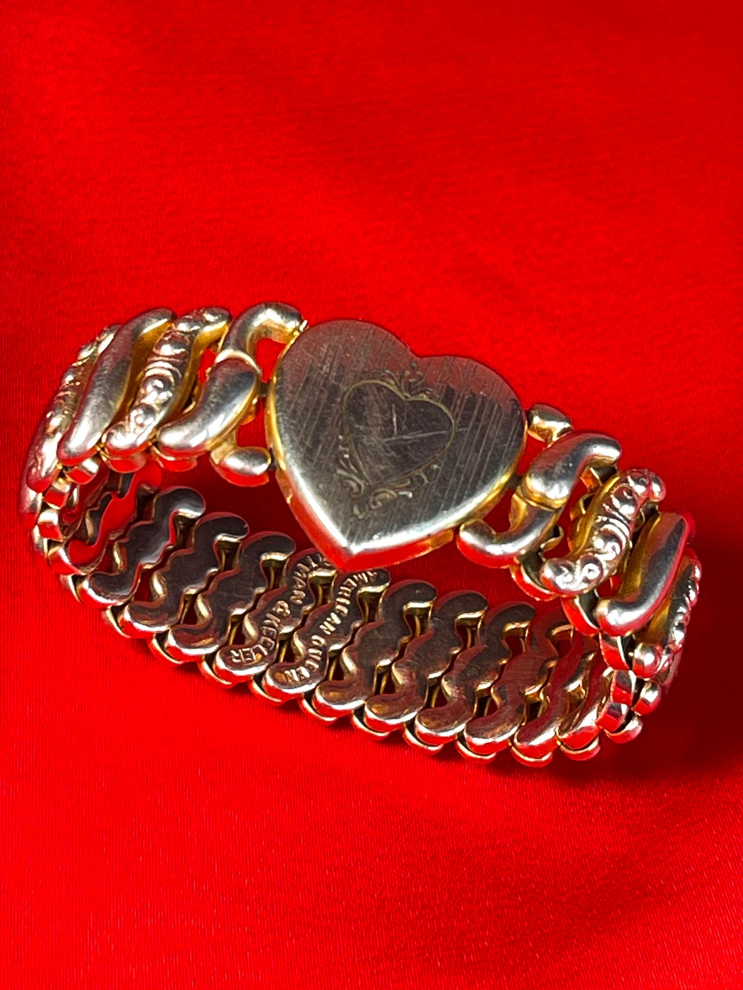 Vintage Sweetheart Bracelet, American Queen Pitman and Keeler Brand with Gold Filled Expansion.