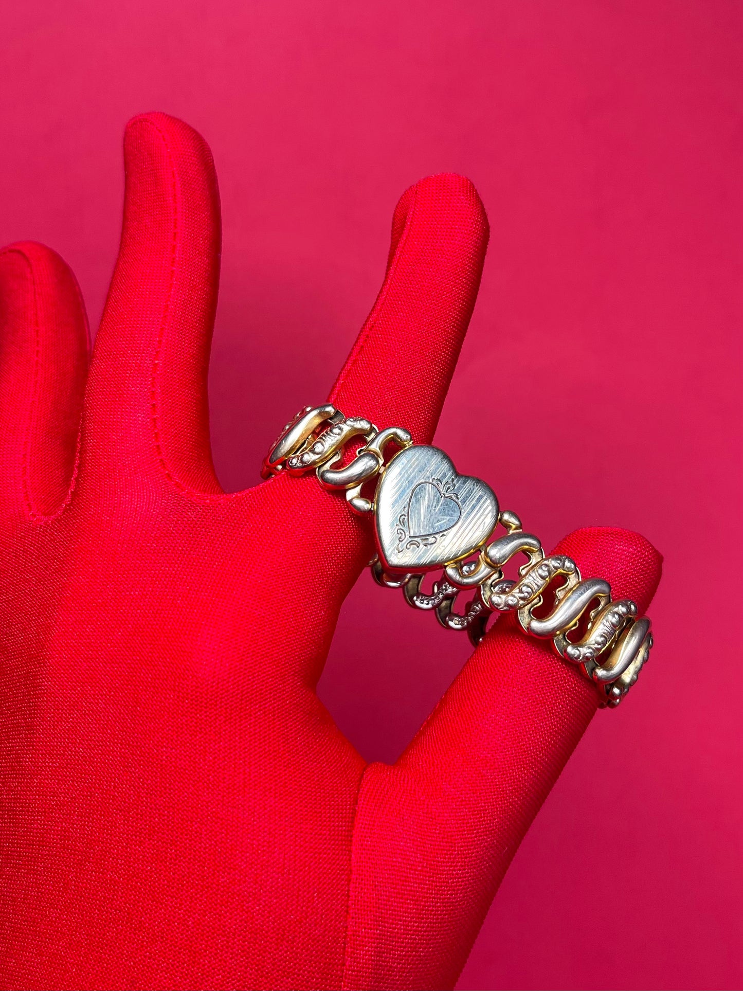 Vintage Sweetheart Bracelet, American Queen Pitman and Keeler Brand with Gold Filled Expansion.