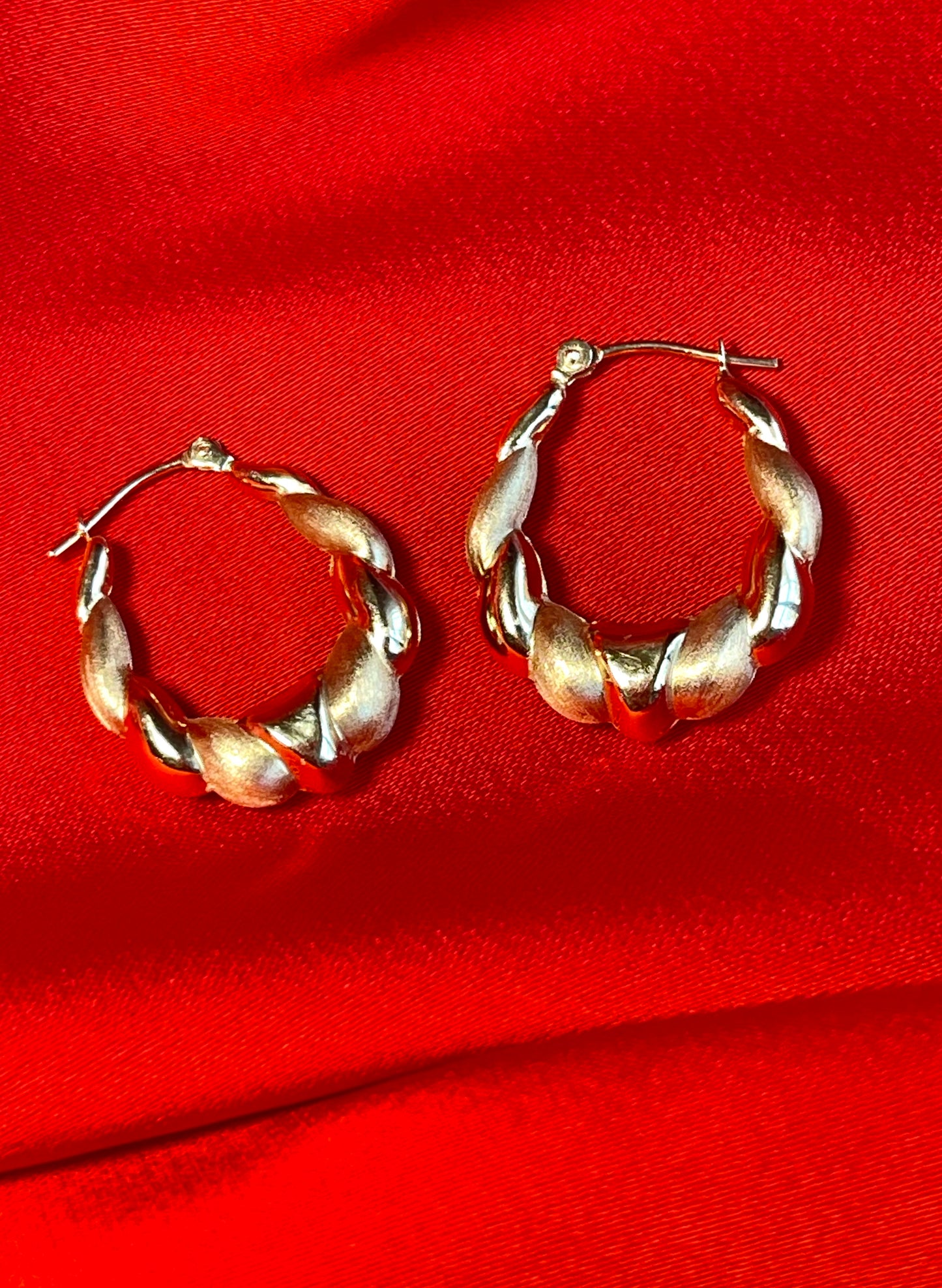 Vintage 14k Yellow Gold Shrimp Hoop Earrings