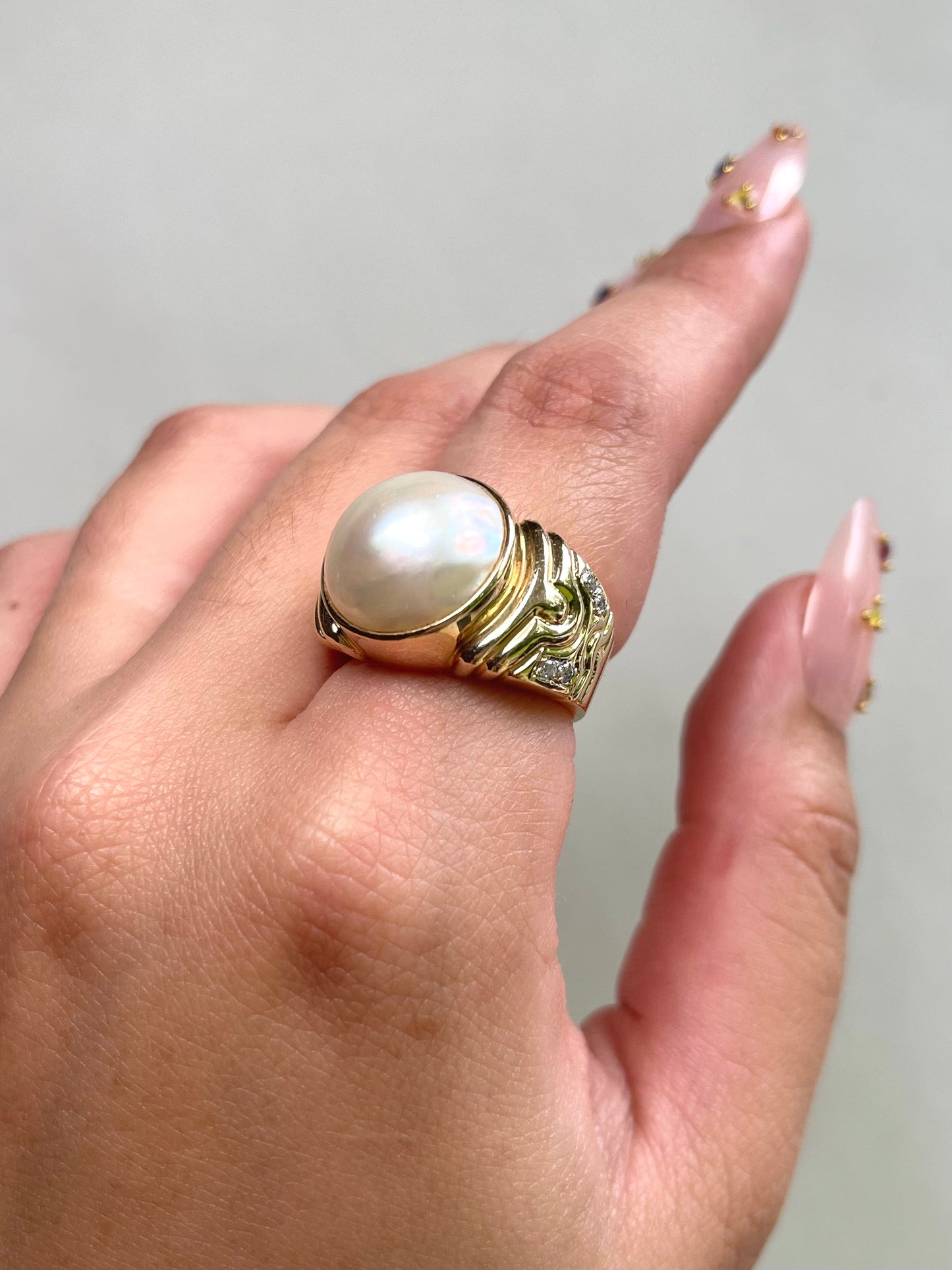 VINTAGE 14k Gold Ring with Pearl and Moissanite